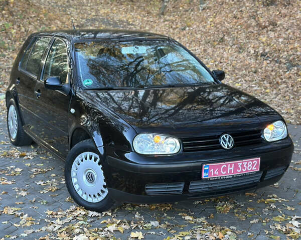 Черный Фольксваген Гольф, объемом двигателя 1.39 л и пробегом 231 тыс. км за 3799 $, фото 83 на Automoto.ua