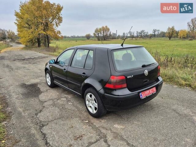 Черный Фольксваген Гольф, объемом двигателя 1.39 л и пробегом 232 тыс. км за 3950 $, фото 25 на Automoto.ua