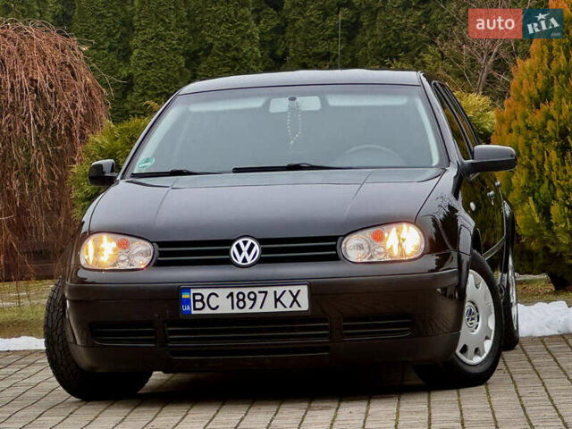Черный Фольксваген Гольф, объемом двигателя 1.39 л и пробегом 197 тыс. км за 3997 $, фото 2 на Automoto.ua