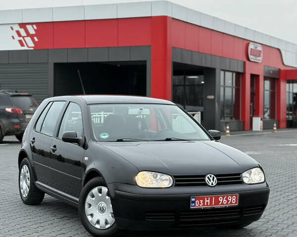 Черный Фольксваген Гольф, объемом двигателя 1.39 л и пробегом 267 тыс. км за 4150 $, фото 10 на Automoto.ua