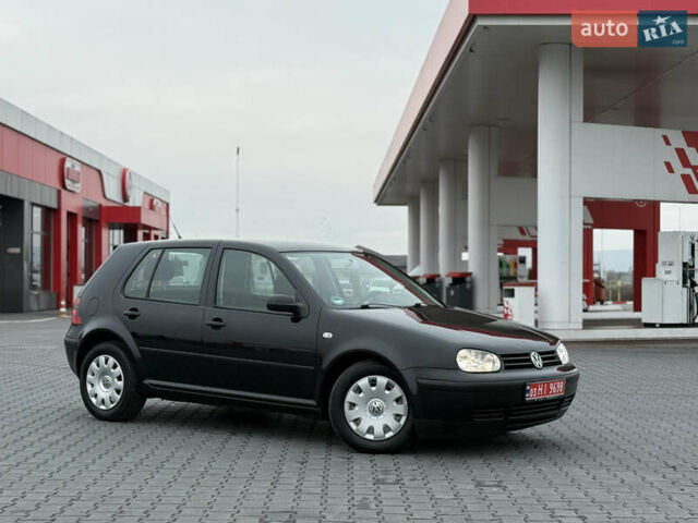 Черный Фольксваген Гольф, объемом двигателя 1.39 л и пробегом 267 тыс. км за 4150 $, фото 3 на Automoto.ua