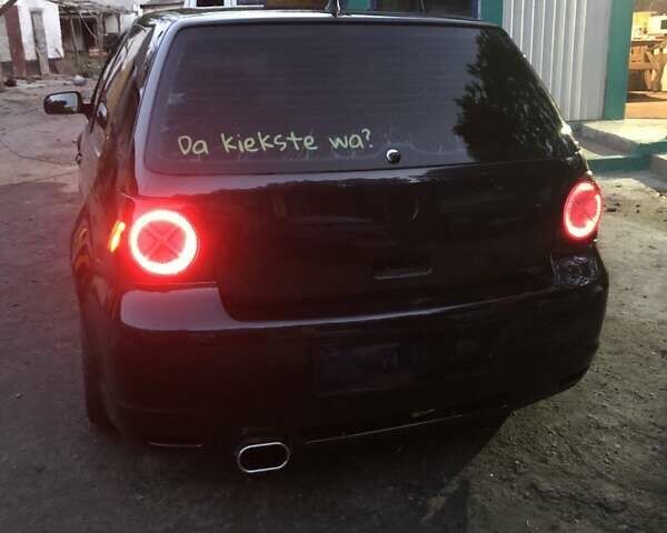 Черный Фольксваген Гольф, объемом двигателя 1.4 л и пробегом 200 тыс. км за 4759 $, фото 2 на Automoto.ua