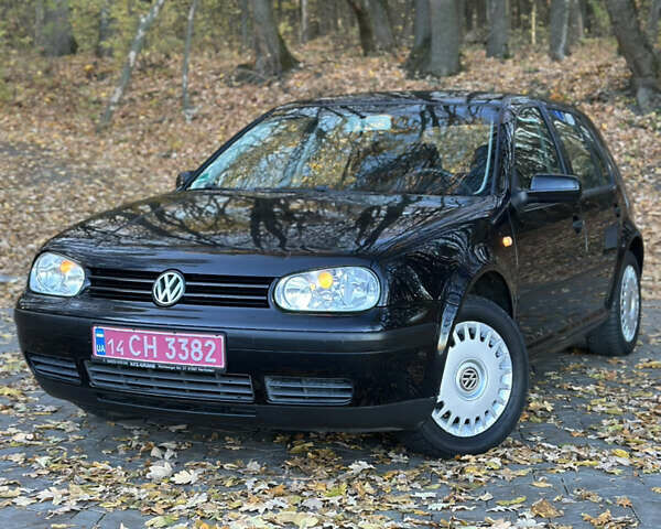 Черный Фольксваген Гольф, объемом двигателя 1.39 л и пробегом 231 тыс. км за 3799 $, фото 86 на Automoto.ua
