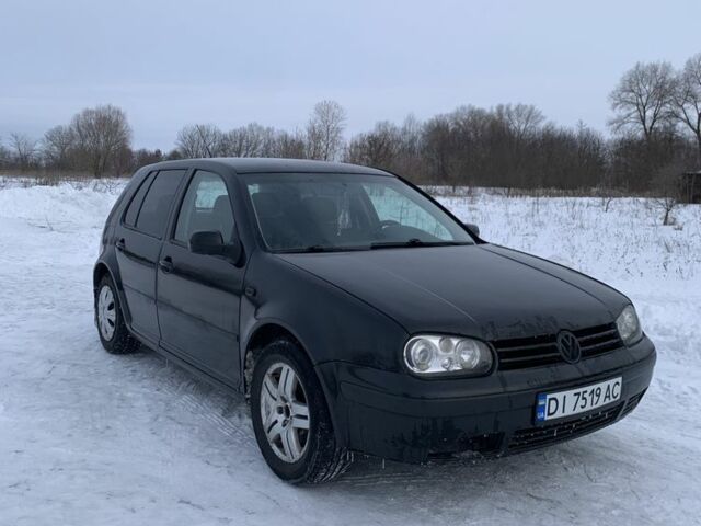 Черный Фольксваген Гольф, объемом двигателя 1.6 л и пробегом 364 тыс. км за 2850 $, фото 2 на Automoto.ua