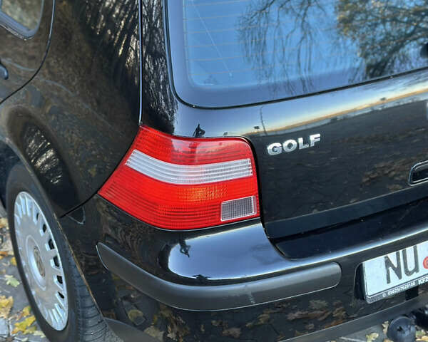 Черный Фольксваген Гольф, объемом двигателя 1.39 л и пробегом 231 тыс. км за 3799 $, фото 29 на Automoto.ua