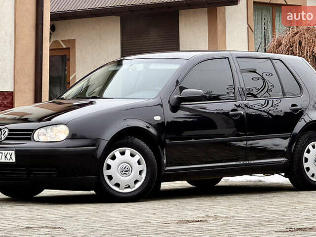 Черный Фольксваген Гольф, объемом двигателя 1.39 л и пробегом 197 тыс. км за 3997 $, фото 4 на Automoto.ua