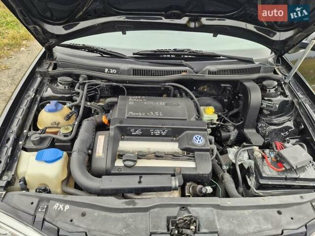 Черный Фольксваген Гольф, объемом двигателя 1.39 л и пробегом 232 тыс. км за 3950 $, фото 10 на Automoto.ua