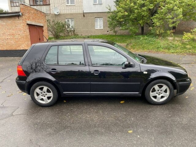 Фольксваген Гольф 2002 у Умани на Automoto.ua Чорний Фольксваген Гольф, об'ємом двигуна 1.4 л та пробігом 180 тис. км за 4500 $, фото 4 на Automoto.ua