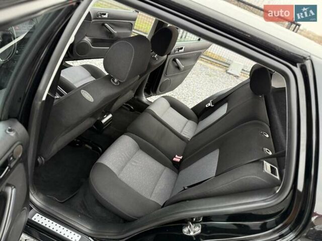 Черный Фольксваген Гольф, объемом двигателя 0 л и пробегом 187 тыс. км за 4790 $, фото 64 на Automoto.ua