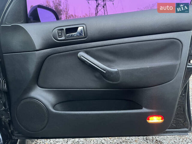 Чорний Фольксваген Гольф, об'ємом двигуна 1.6 л та пробігом 241 тис. км за 3900 $, фото 20 на Automoto.ua