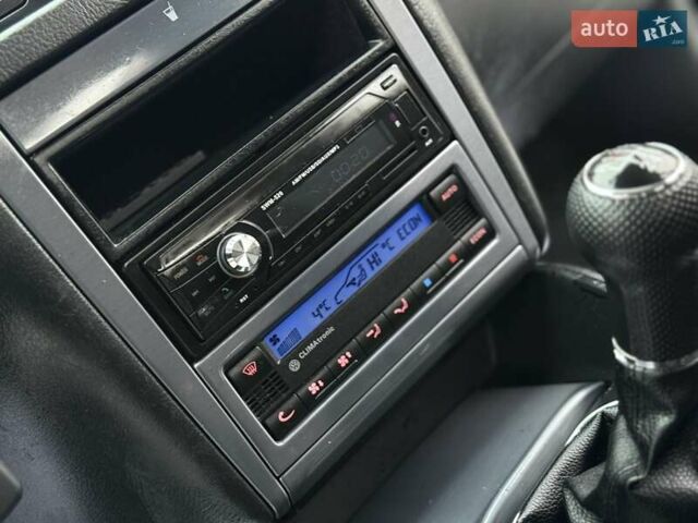 Черный Фольксваген Гольф, объемом двигателя 0 л и пробегом 187 тыс. км за 4790 $, фото 53 на Automoto.ua