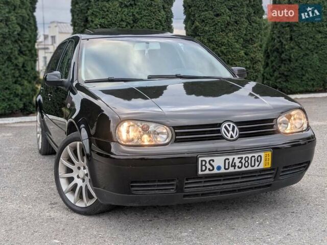 Черный Фольксваген Гольф, объемом двигателя 1.6 л и пробегом 221 тыс. км за 4600 $, фото 1 на Automoto.ua