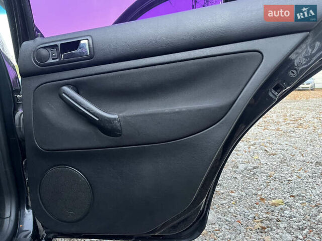 Чорний Фольксваген Гольф, об'ємом двигуна 1.6 л та пробігом 241 тис. км за 3900 $, фото 17 на Automoto.ua