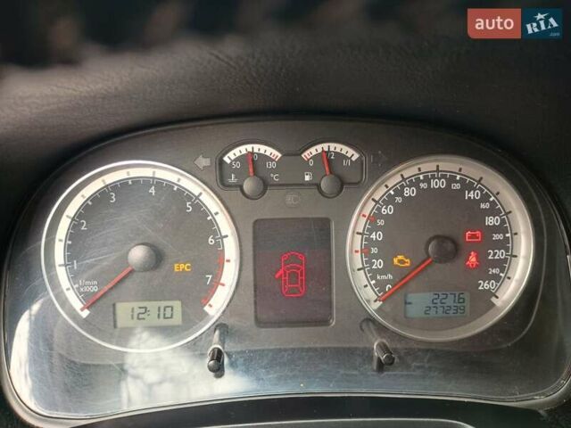 Чорний Фольксваген Гольф, об'ємом двигуна 1.6 л та пробігом 277 тис. км за 4350 $, фото 12 на Automoto.ua