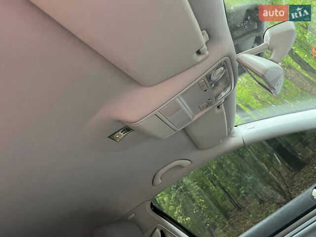 Черный Фольксваген Гольф, объемом двигателя 1.6 л и пробегом 205 тыс. км за 5400 $, фото 19 на Automoto.ua