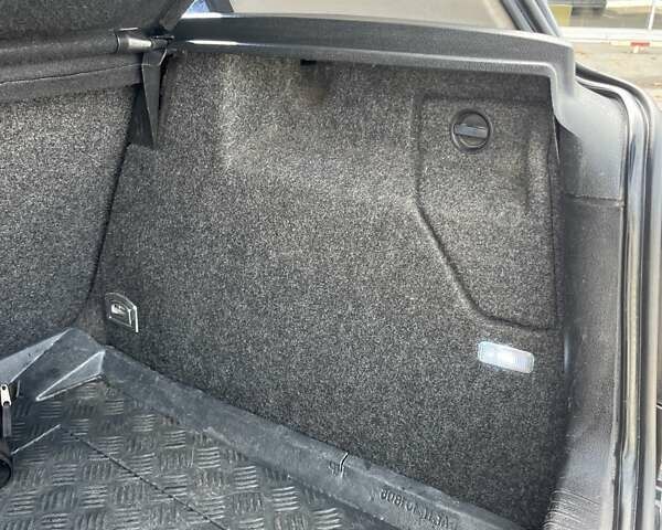 Чорний Фольксваген Гольф, об'ємом двигуна 1.4 л та пробігом 193 тис. км за 4700 $, фото 13 на Automoto.ua