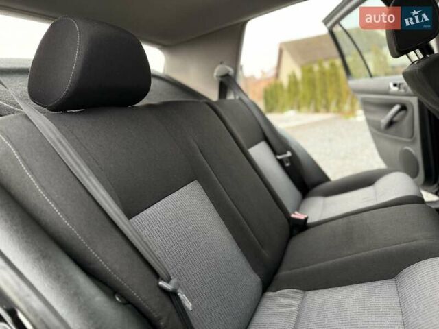 Черный Фольксваген Гольф, объемом двигателя 0 л и пробегом 187 тыс. км за 4790 $, фото 81 на Automoto.ua