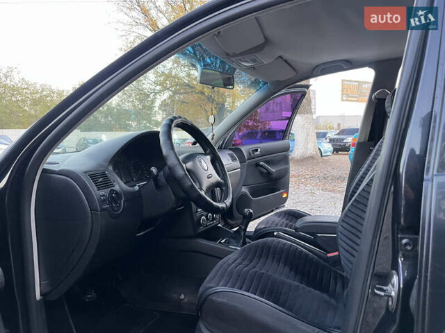 Чорний Фольксваген Гольф, об'ємом двигуна 1.6 л та пробігом 241 тис. км за 3900 $, фото 8 на Automoto.ua