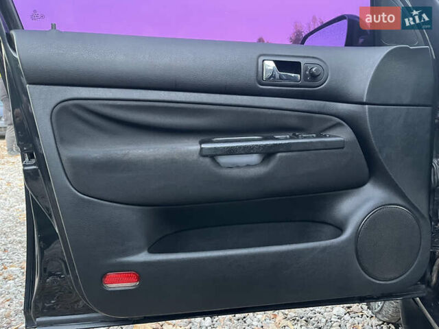 Чорний Фольксваген Гольф, об'ємом двигуна 1.6 л та пробігом 241 тис. км за 3900 $, фото 10 на Automoto.ua