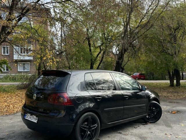 Черный Фольксваген Гольф, объемом двигателя 1.4 л и пробегом 248 тыс. км за 5400 $, фото 4 на Automoto.ua