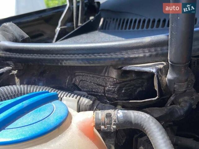 Черный Фольксваген Гольф, объемом двигателя 1.4 л и пробегом 220 тыс. км за 5799 $, фото 116 на Automoto.ua