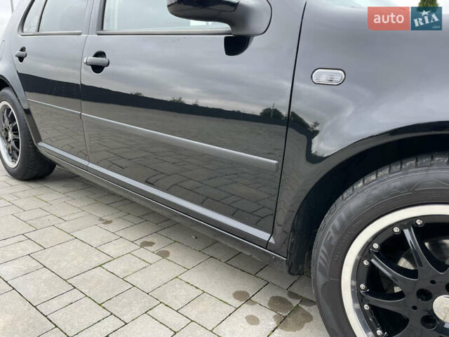 Черный Фольксваген Гольф, объемом двигателя 1.6 л и пробегом 160 тыс. км за 5900 $, фото 20 на Automoto.ua