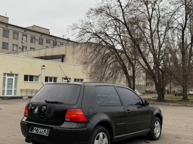 Черный Фольксваген Гольф, объемом двигателя 0 л и пробегом 250 тыс. км за 2250 $, фото 5 на Automoto.ua