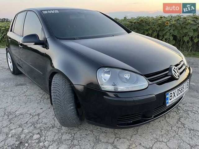Черный Фольксваген Гольф, объемом двигателя 1.6 л и пробегом 205 тыс. км за 5400 $, фото 6 на Automoto.ua
