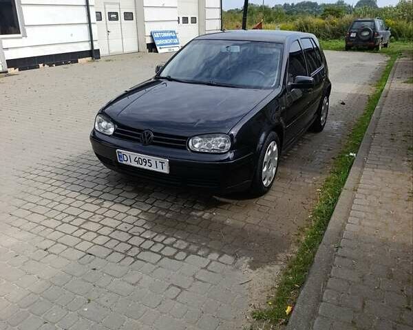 Черный Фольксваген Гольф, объемом двигателя 1.6 л и пробегом 254 тыс. км за 2800 $, фото 3 на Automoto.ua