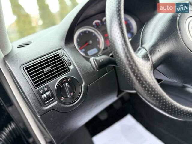 Черный Фольксваген Гольф, объемом двигателя 0 л и пробегом 187 тыс. км за 4790 $, фото 49 на Automoto.ua