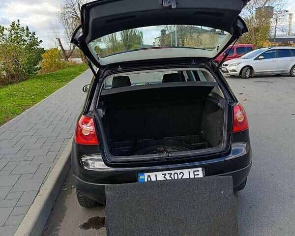 Черный Фольксваген Гольф, объемом двигателя 1.39 л и пробегом 257 тыс. км за 4500 $, фото 9 на Automoto.ua