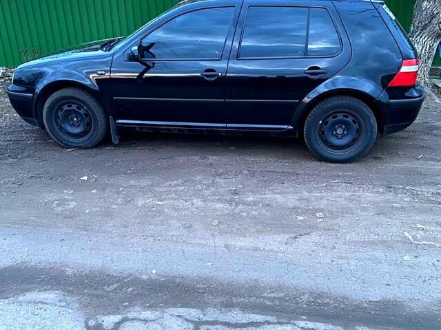 Черный Фольксваген Гольф, объемом двигателя 1.4 л и пробегом 226 тыс. км за 5399 $, фото 8 на Automoto.ua