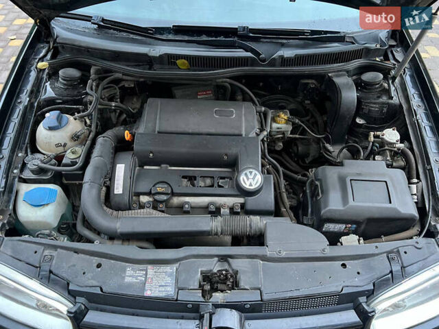 Фольксваген Гольф 2003 у Вінниці на Automoto.ua Чорний Фольксваген Гольф, об'ємом двигуна 1.39 л та пробігом 190 тис. км за 4000 $, фото 13 на Automoto.ua