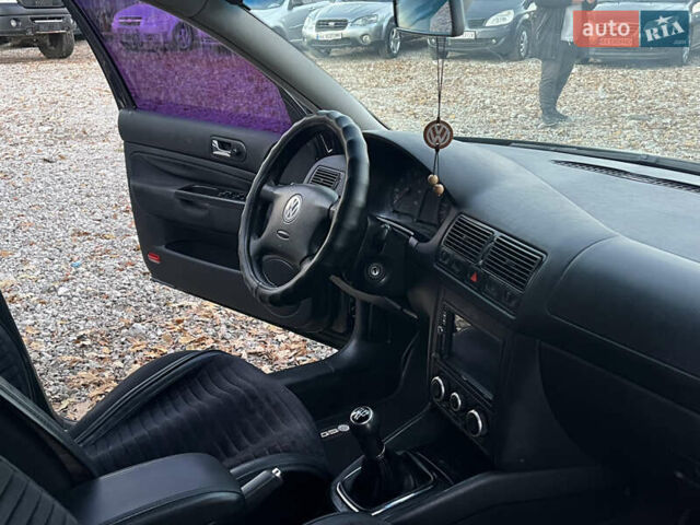 Чорний Фольксваген Гольф, об'ємом двигуна 1.6 л та пробігом 241 тис. км за 3900 $, фото 19 на Automoto.ua