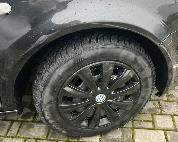 Черный Фольксваген Гольф, объемом двигателя 1.39 л и пробегом 265 тыс. км за 4200 $, фото 7 на Automoto.ua