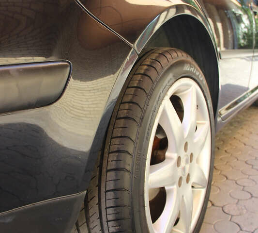 Черный Фольксваген Гольф, объемом двигателя 1.6 л и пробегом 240 тыс. км за 6000 $, фото 3 на Automoto.ua