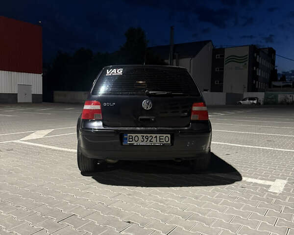 Черный Фольксваген Гольф, объемом двигателя 1.39 л и пробегом 256 тыс. км за 4150 $, фото 4 на Automoto.ua