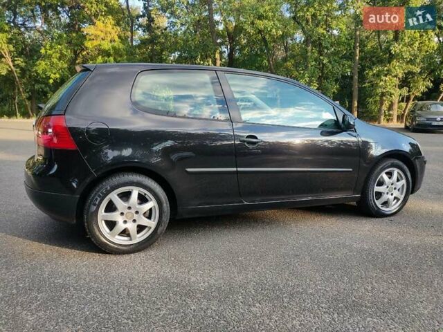 Черный Фольксваген Гольф, объемом двигателя 1.4 л и пробегом 277 тыс. км за 4800 $, фото 9 на Automoto.ua