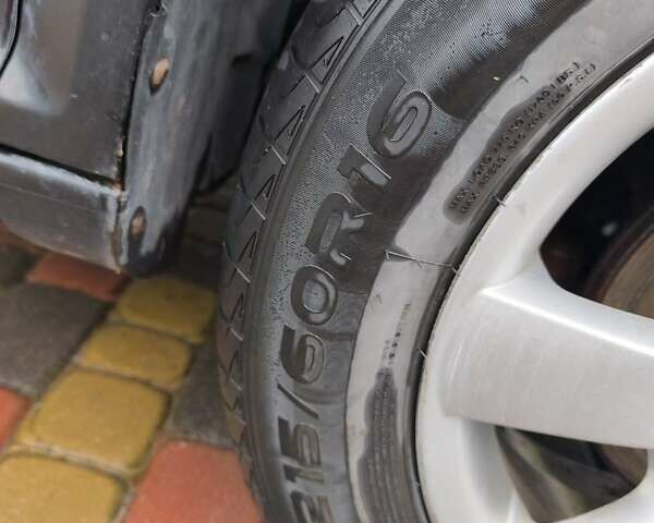 Фольксваген Гольф 2003 у Рівному на Automoto.ua Чорний Фольксваген Гольф, об'ємом двигуна 1.39 л та пробігом 341 тис. км за 4000 $, фото 15 на Automoto.ua