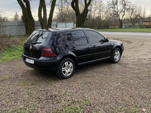 Черный Фольксваген Гольф, объемом двигателя 1.4 л и пробегом 230 тыс. км за 4000 $, фото 4 на Automoto.ua