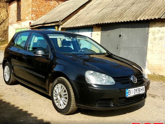 Черный Фольксваген Гольф, объемом двигателя 1.4 л и пробегом 235 тыс. км за 4750 $, фото 1 на Automoto.ua