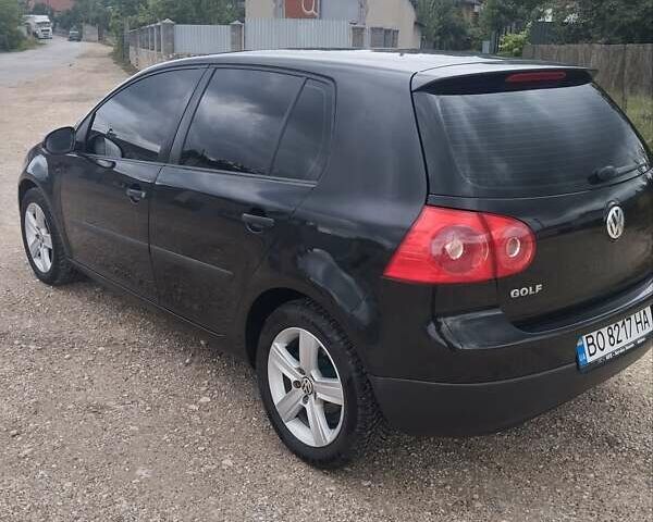 Черный Фольксваген Гольф, объемом двигателя 1.39 л и пробегом 243 тыс. км за 4700 $, фото 5 на Automoto.ua