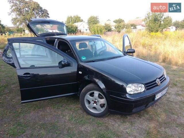 Черный Фольксваген Гольф, объемом двигателя 1.6 л и пробегом 210 тыс. км за 4300 $, фото 12 на Automoto.ua