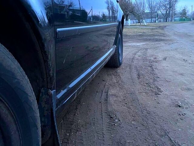 Черный Фольксваген Гольф, объемом двигателя 1.4 л и пробегом 226 тыс. км за 5399 $, фото 3 на Automoto.ua