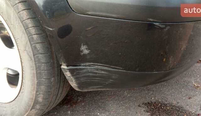 Черный Фольксваген Гольф, объемом двигателя 1.4 л и пробегом 315 тыс. км за 4800 $, фото 17 на Automoto.ua