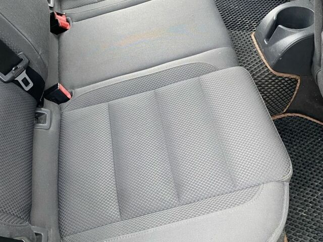 Черный Фольксваген Гольф, объемом двигателя 2 л и пробегом 251 тыс. км за 4500 $, фото 14 на Automoto.ua