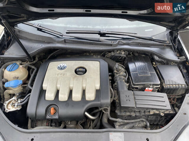 Чорний Фольксваген Гольф, об'ємом двигуна 1.9 л та пробігом 251 тис. км за 4500 $, фото 14 на Automoto.ua