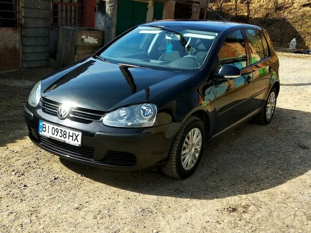 Черный Фольксваген Гольф, объемом двигателя 1.4 л и пробегом 235 тыс. км за 4750 $, фото 2 на Automoto.ua