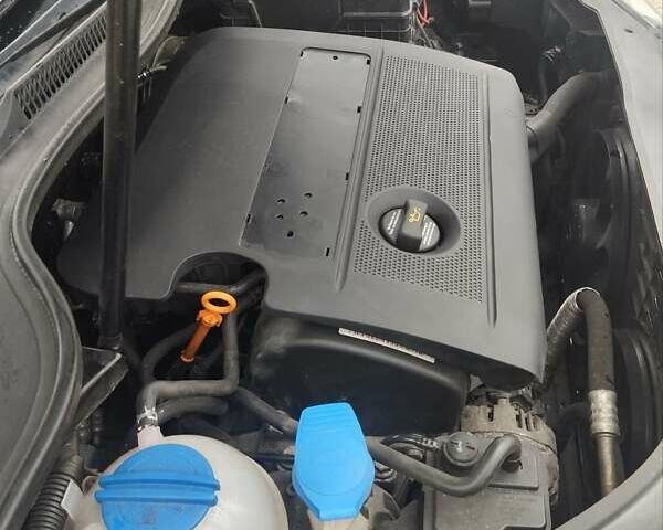 Черный Фольксваген Гольф, объемом двигателя 1.39 л и пробегом 243 тыс. км за 4700 $, фото 17 на Automoto.ua