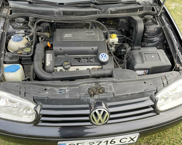 Черный Фольксваген Гольф, объемом двигателя 1.39 л и пробегом 273 тыс. км за 4299 $, фото 37 на Automoto.ua